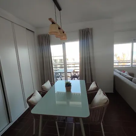 Διαμέρισμα En Primera Linea De Playa B Centro De *