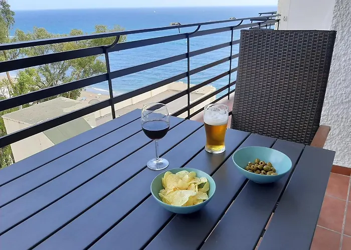 Apartment En Primera Linea De Playa B Centro De Marbella
